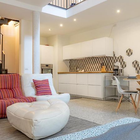 Apartamento Moderno Loft A Due Passi Dal Lago Torno Exterior foto