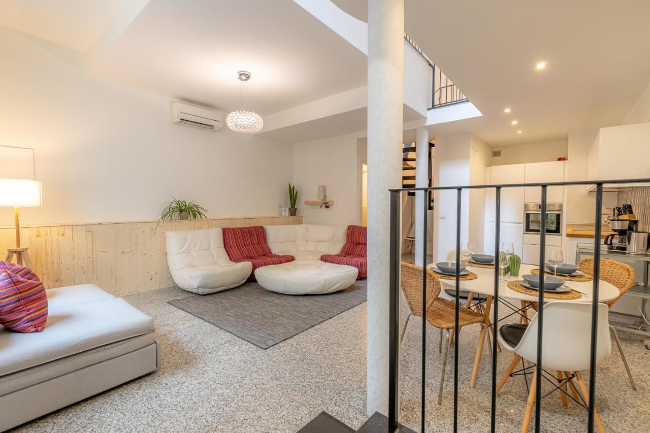 Apartamento Moderno Loft A Due Passi Dal Lago Torno Exterior foto
